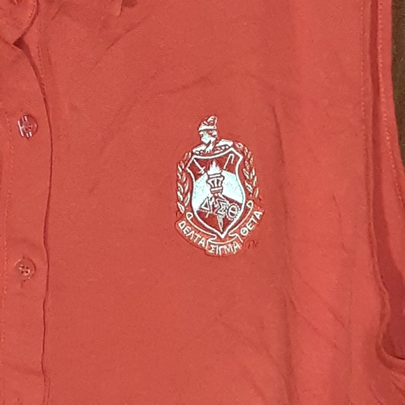DELTA SIGMA THETA Red Sleeveless Button Up Collared Size XL Shirt SORORITY - Picture 5 of 11